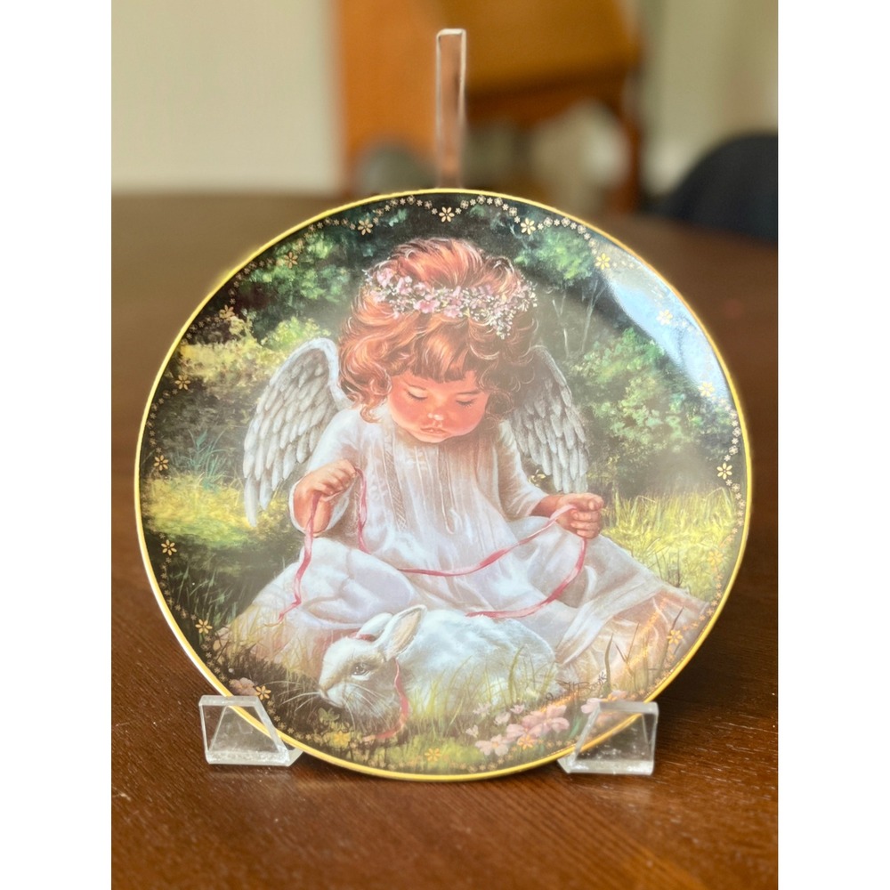 Bradford Exchange Collector Plate Donna Brooks Angel Rabbit 8.5" Gold Trim 1996